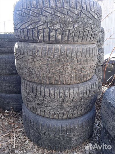 Nokian Tyres Hakkapeliitta 7 275/40 R20 106T
