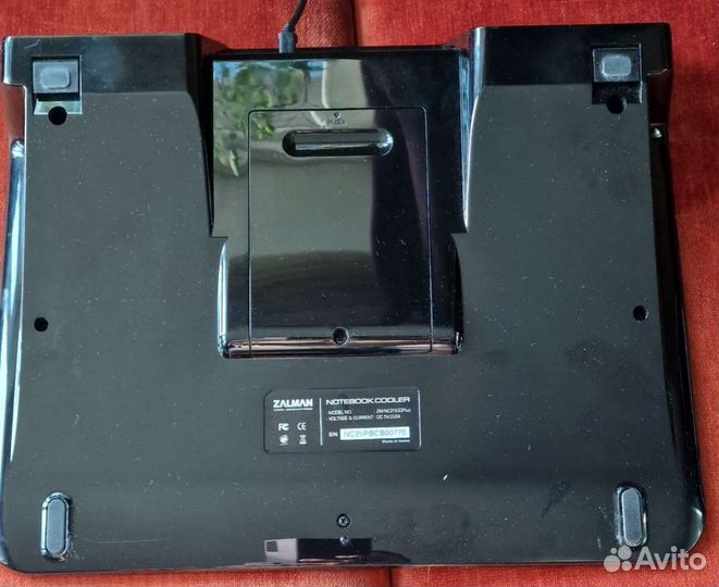 Подставка с охлаждением для ноутбука