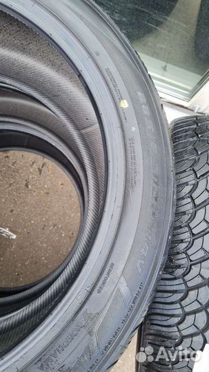 Yokohama Parada Spec-X 285/45 R22 114V