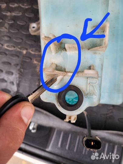 Бачок омывателя соренто прайм,дизель 2017