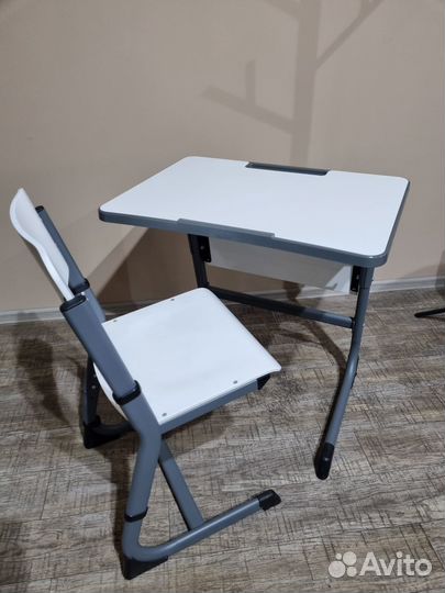 Детские парта и стул для учебы оптима