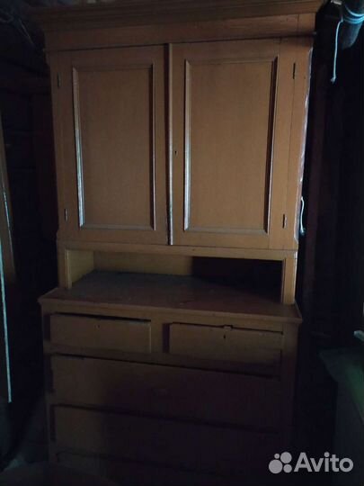 Старинная антикварная мебель