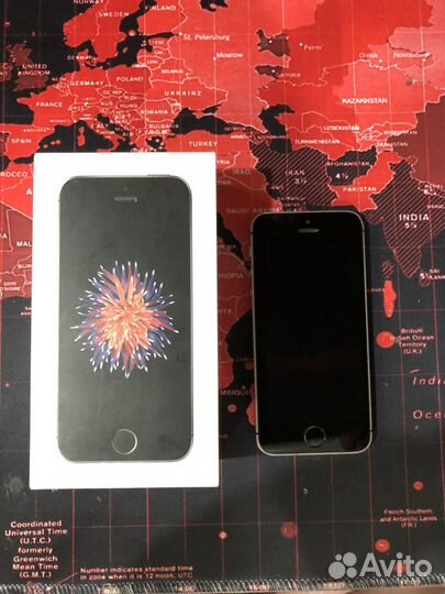 iPhone SE, 32 ГБ