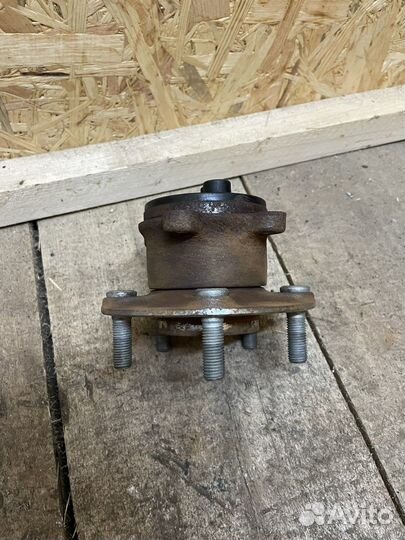 B45A-26-15X Mazda Ступица задняя