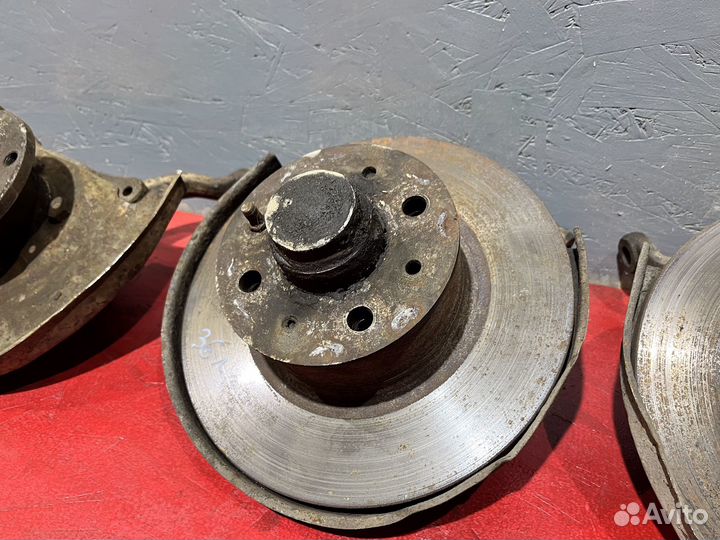 Поворотный кулак Ваз 2101-2107