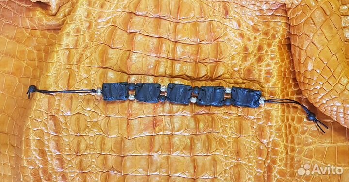 Браслет из кожи ' Сиамского 