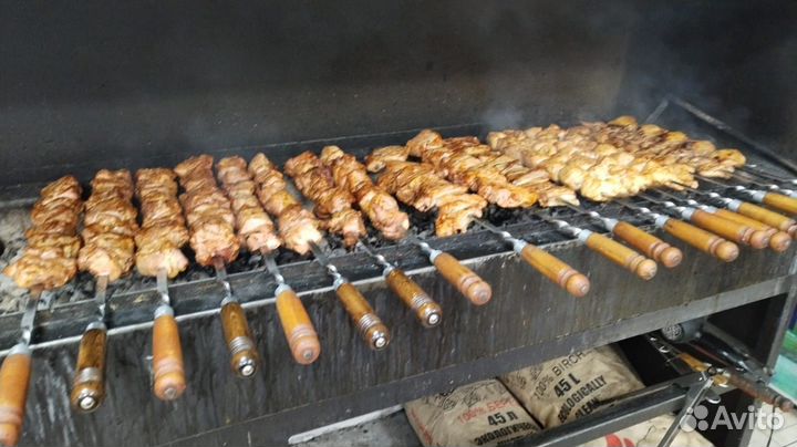 Повар мангальщик