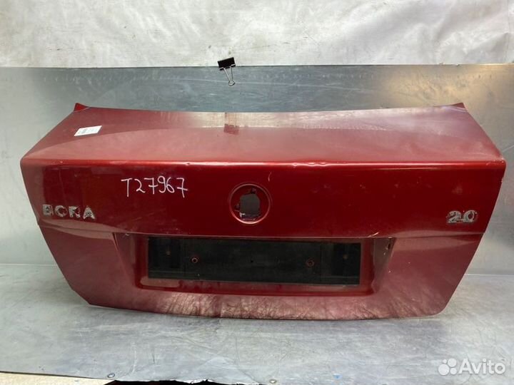 Крышка багажника Volkswagen Bora 1997-2005 седан 2