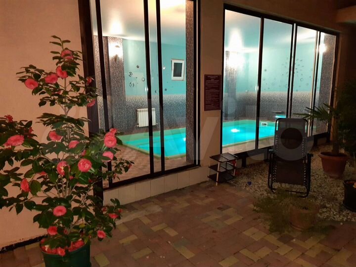 Комната 16 м² в > 9-к., 2/3 эт.