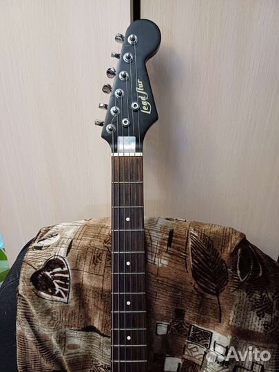 Электро гитара