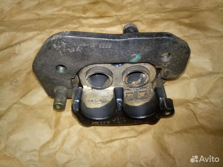 Brp Can am суппорт задний правый оригинал