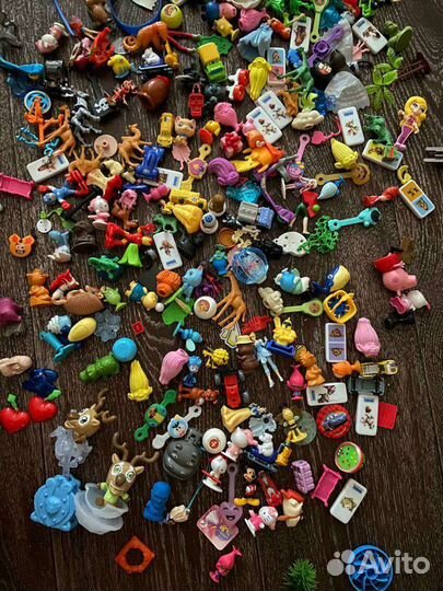 Игрушки из киндер сюрприза