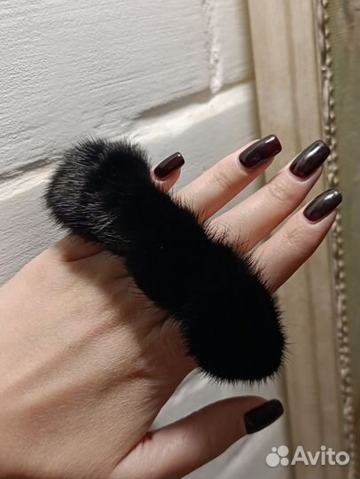 Резинка норковая для волос