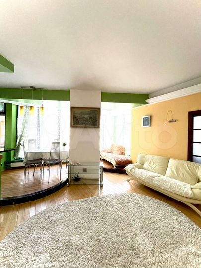 3-к. квартира, 86 м², 3/10 эт.