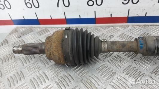 Привод передний правый mazda 3 1 (HEA38N101)