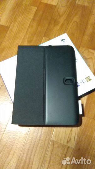 Клавиатура-чехол Logitech для Samsung Galaxy TabS