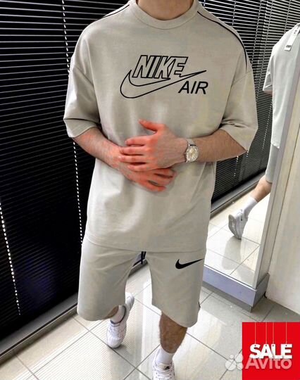 Спортивный костюм nike шорты и футболка