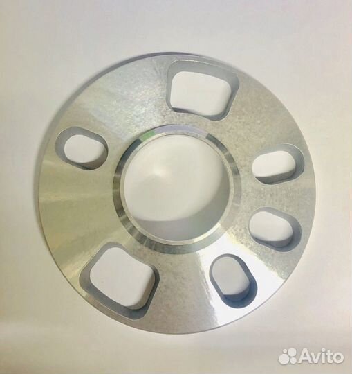 Колесные проставки 15мм цо63.4