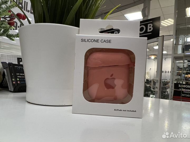 Чехол с яблоком Airpods 1,2