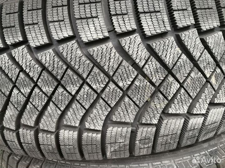 Pirelli Ice Zero FR 205/60 R16 96T