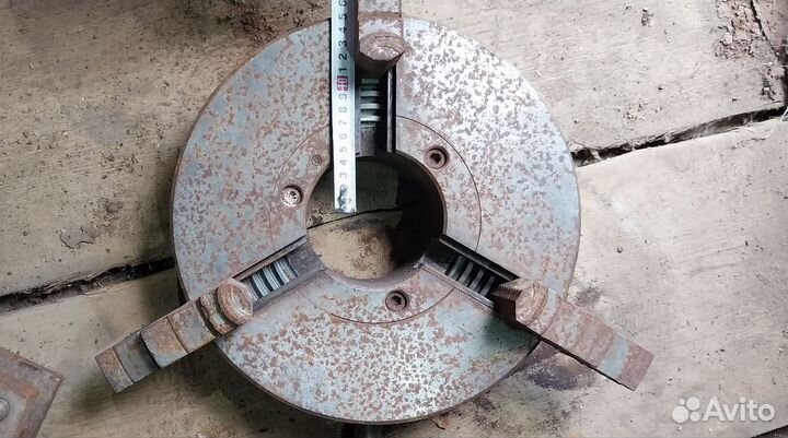 Токарный патрон 310