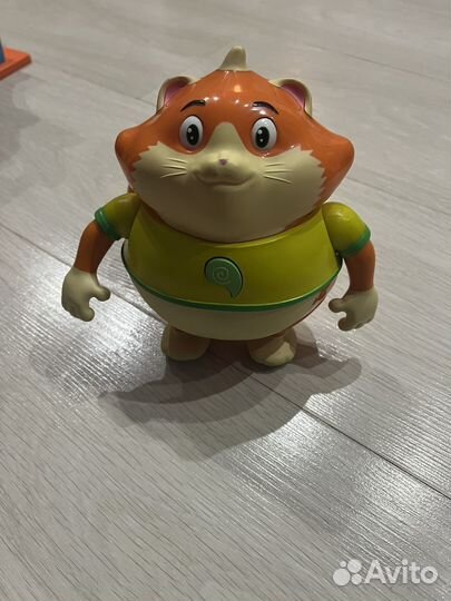 Пончик из мультфильма 44 котенка