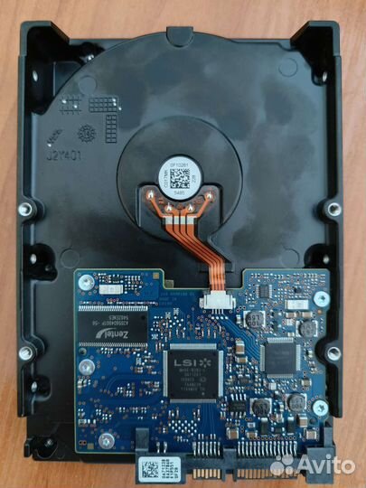 Жесткий диск Hitachi 1 Тб 3.5 дюйма