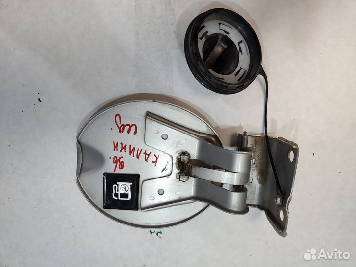 Лючок бензобака лада калина(седан) -96