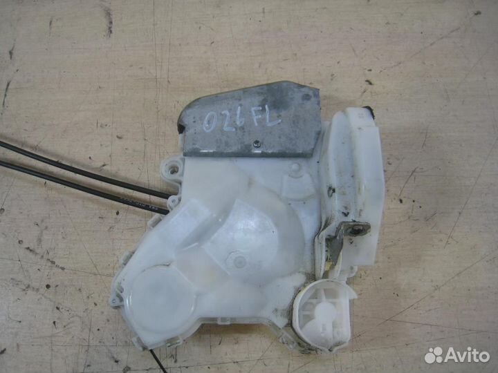 Замок двери передней левой Honda CR-V 3 (RE) 2008