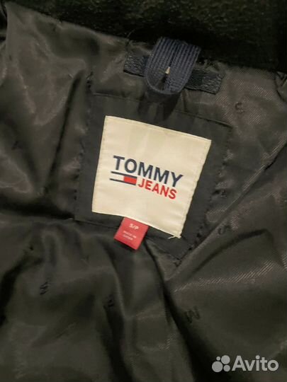 Tommy hilfiger пуховик