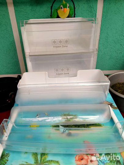 Ящики для холодильника Indesit