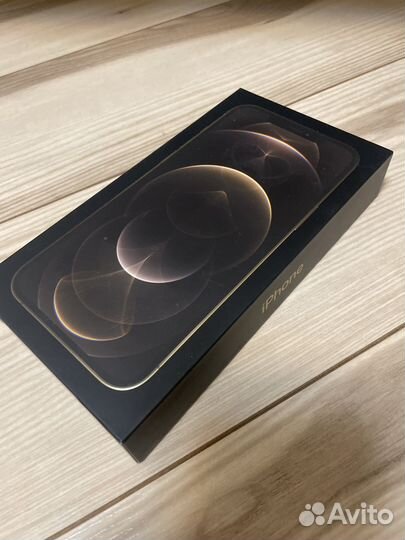 Коробка от iPhone 12 pro max