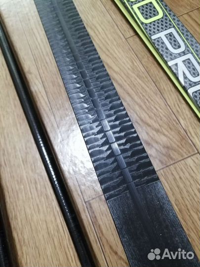 Беговые лыжи