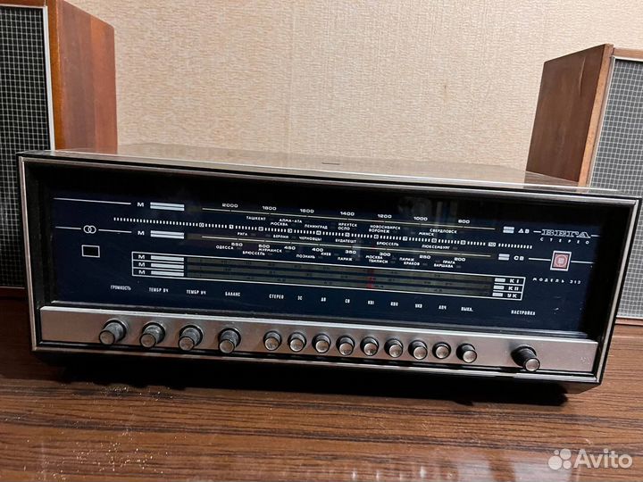 Виноловый проигрыватель СССР Радиола