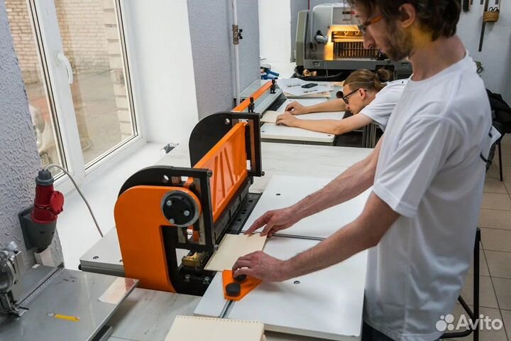 Постпечатник-монтадник