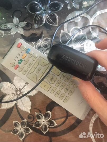 Сетевые и зарядные устройства,пульты