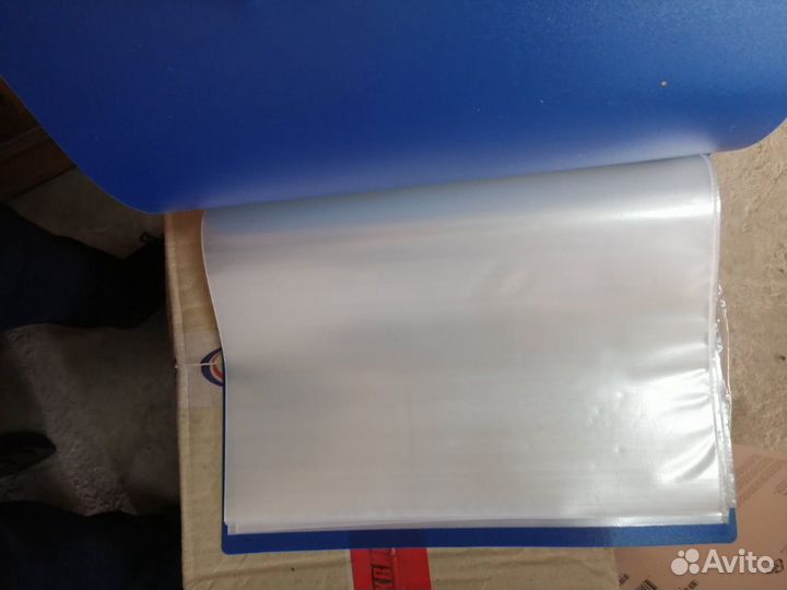 Папки разные, уголки