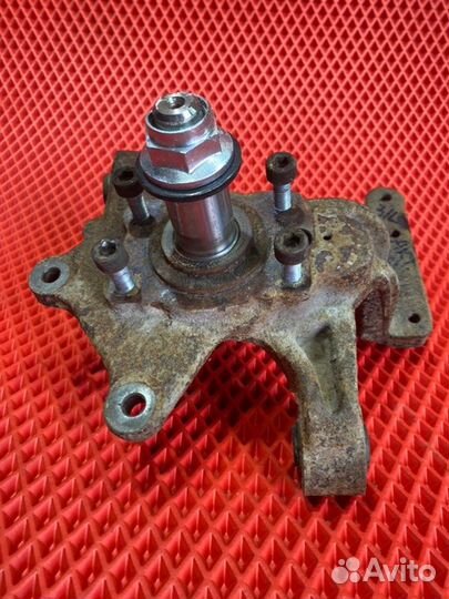 Кулак поворотный задний левый Ssangyong Actyon New