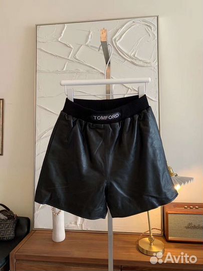 Кожаные шорты Tom Ford