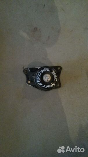 Фольксваген Поло Седан 5 подушка двигателя правая