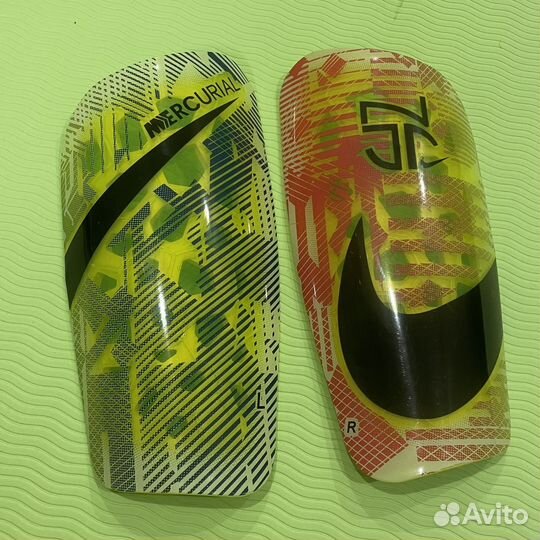 Щитки футбольные nike mercurial