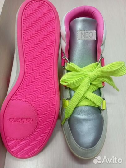 Кроссовки демисезонные новые Adidas Neo Label