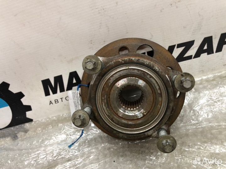 Ступица задняя правая Mercedes C204