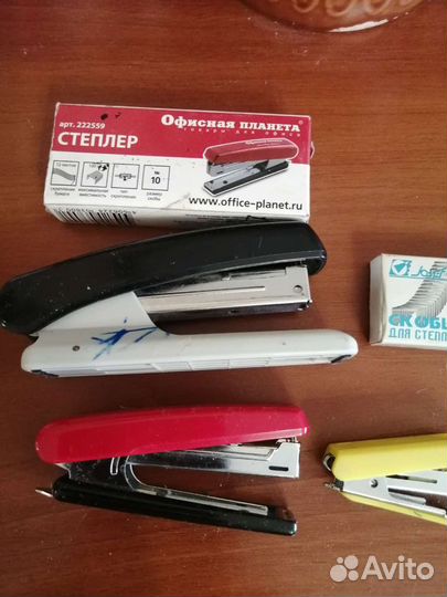 Дырокол, степлер