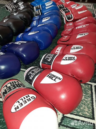 Боксёрские перчатки