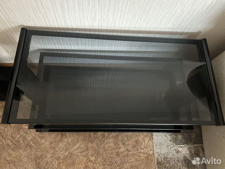 Стол под телевизор