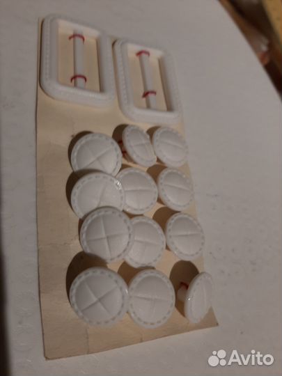 Пуговицы и пряжки для пояса