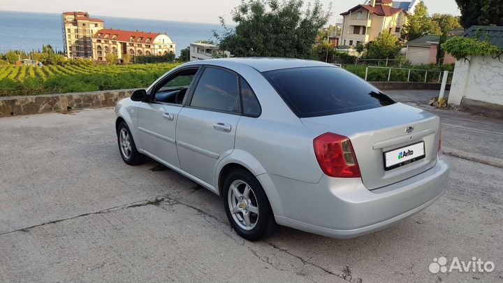Chevrolet Lacetti 1.6 МТ, 2004, 250 000 км