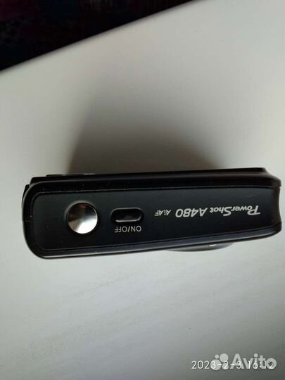 Компактный фотоаппарат canon