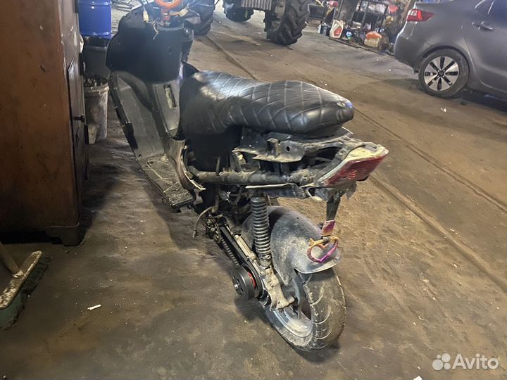 Продам скутер Nexus f22